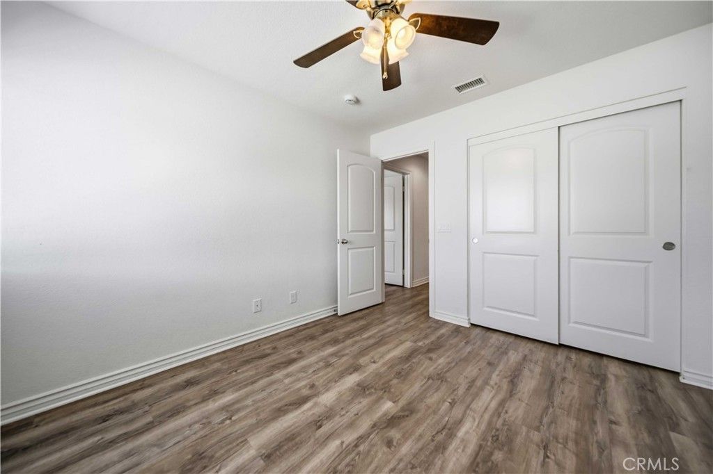 Image 26 of property listing at 5704 W Forry Court, Lancaster, CA 93536