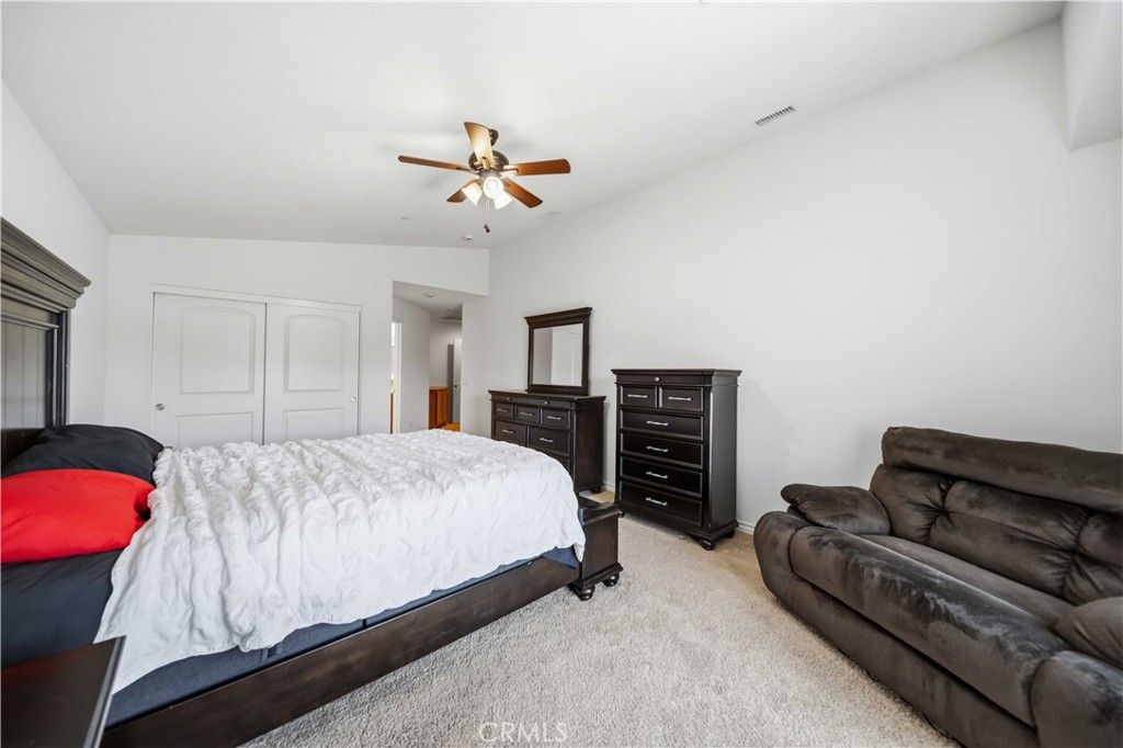 Image 30 of property listing at 5704 W Forry Court, Lancaster, CA 93536