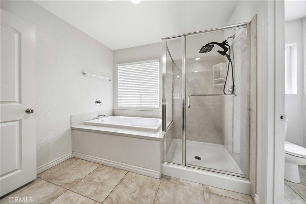 Image 33 of property listing at 5704 W Forry Court, Lancaster, CA 93536