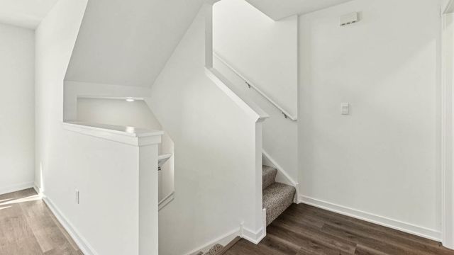 917 Briar Glen Court, Hampshire, IL 60140