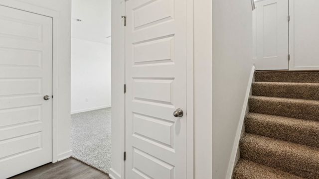 917 Briar Glen Court, Hampshire, IL 60140