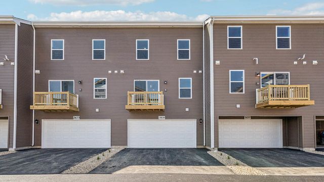 917 Briar Glen Court, Hampshire, IL 60140