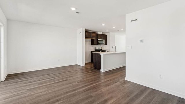 917 Briar Glen Court, Hampshire, IL 60140