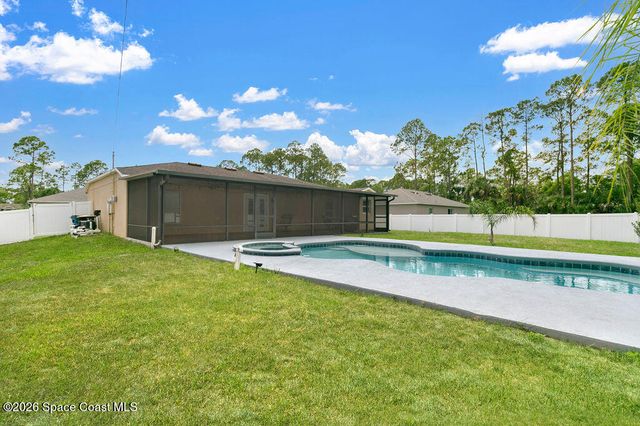 1123 Gawain Road SW, Palm Bay, FL 32908