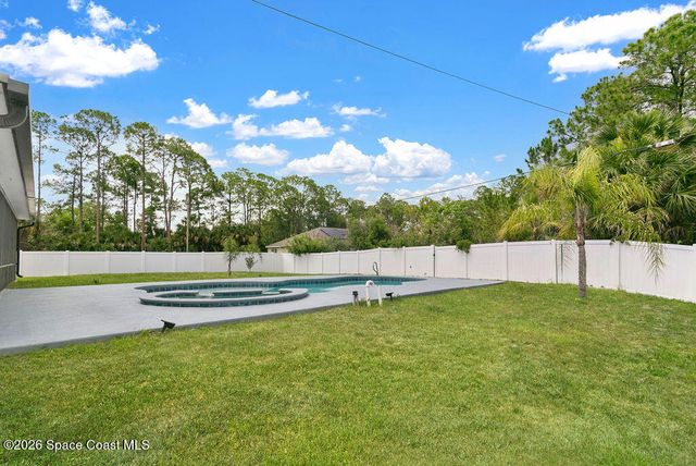 1123 Gawain Road SW, Palm Bay, FL 32908