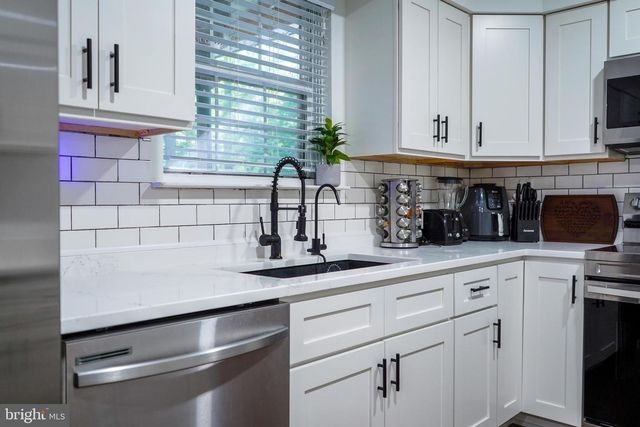 4122 BIRCH DR, Huntingtown, MD 20639