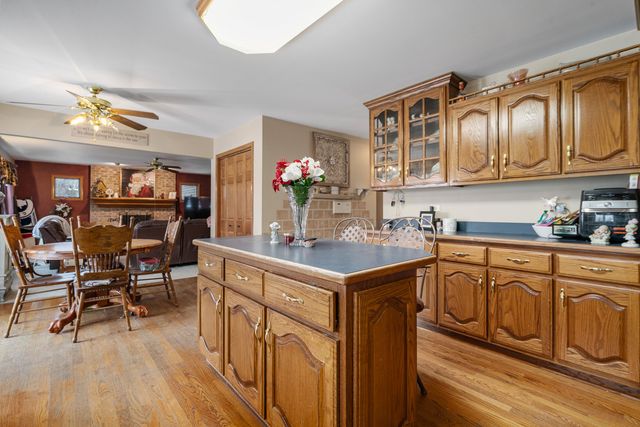 23810 S Saddle Creek Drive, Manhattan, IL 60442