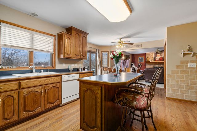 23810 S Saddle Creek Drive, Manhattan, IL 60442