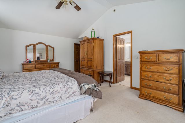 23810 S Saddle Creek Drive, Manhattan, IL 60442