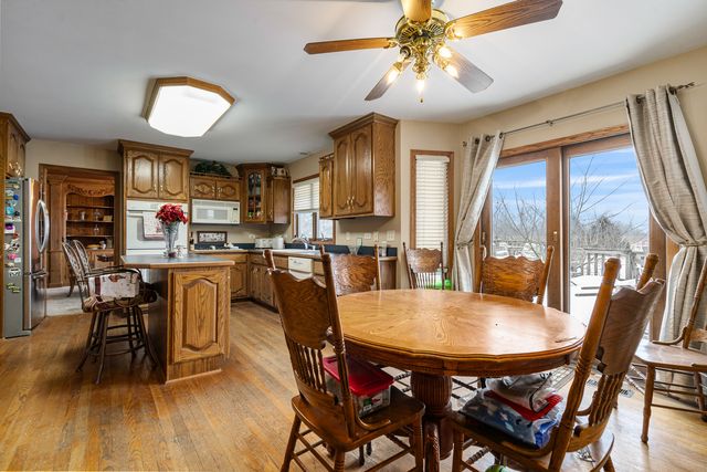 23810 S Saddle Creek Drive, Manhattan, IL 60442