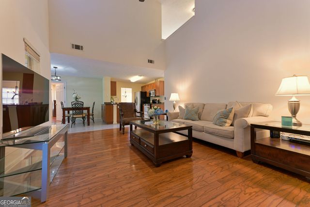 1565 Pinebreeze Drive, Marietta, GA 30062