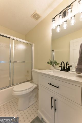 1565 Pinebreeze Drive, Marietta, GA 30062
