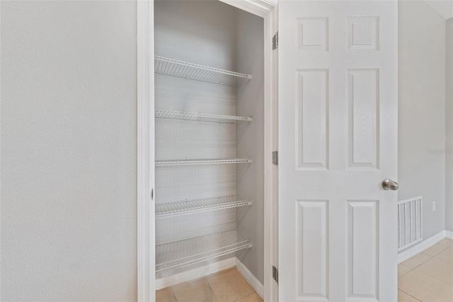 1686 SWAN SWIM DRIVE, Davenport, FL 33837