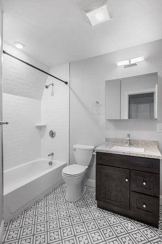 135 Bellingham St, Chelsea, MA 02150