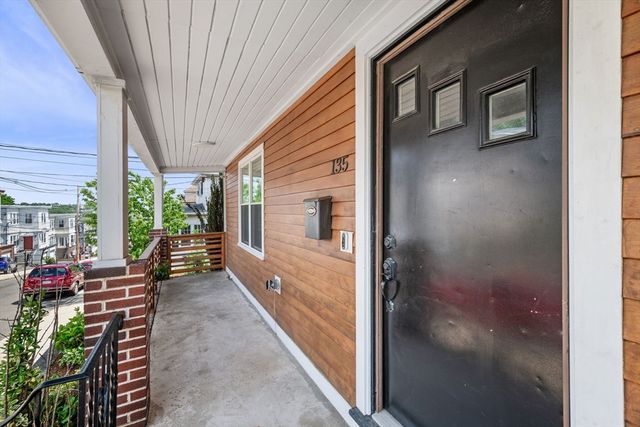 135 Bellingham St, Chelsea, MA 02150