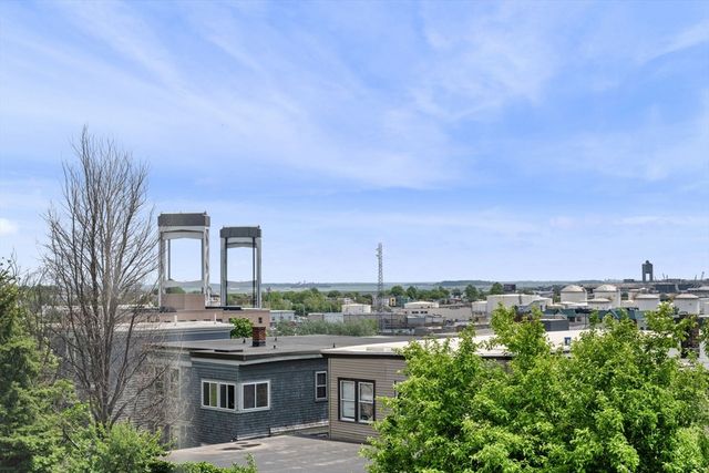 135 Bellingham St, Chelsea, MA 02150