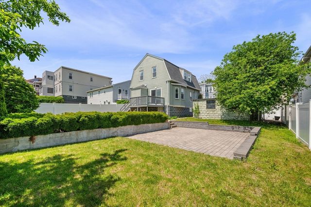 135 Bellingham St, Chelsea, MA 02150