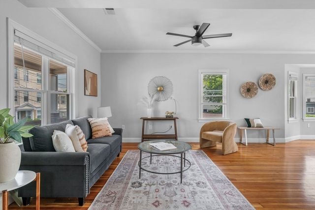 135 Bellingham St, Chelsea, MA 02150