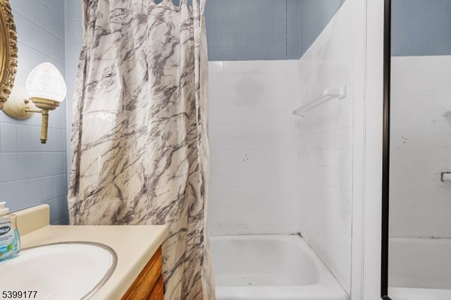 126 N Richards Ave, Somerville Boro, NJ 08876