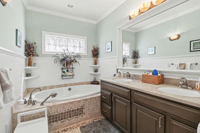 5383 Tonto Road, Pentwater, MI 49449