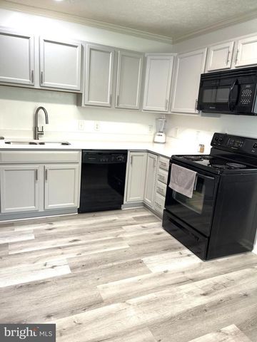 500 LINCOLN AVE, Colonial Beach, VA 22443