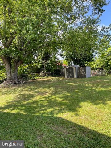 500 LINCOLN AVE, Colonial Beach, VA 22443