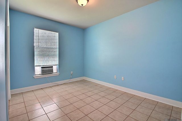 15205 Amanda Dr, Gonzales, LA 70737