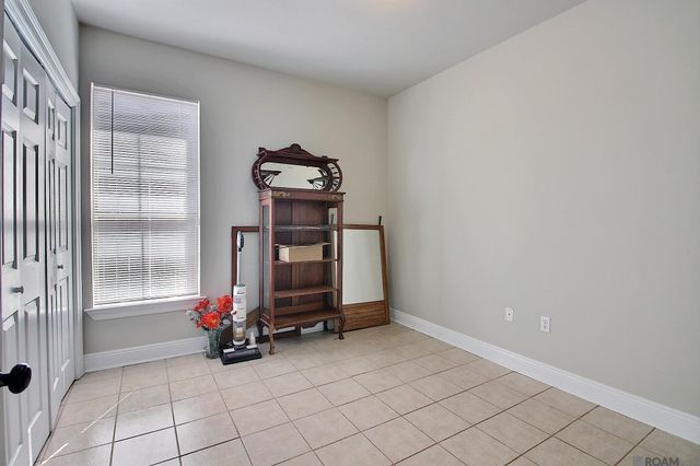 15205 Amanda Dr, Gonzales, LA 70737