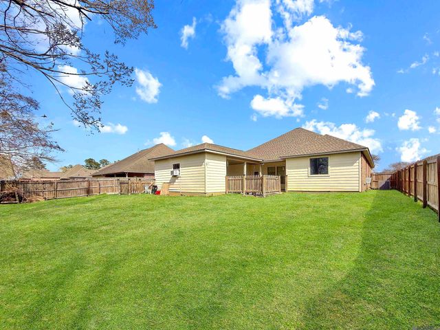 15205 Amanda Dr, Gonzales, LA 70737