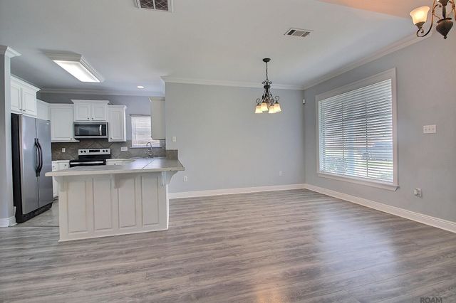 15205 Amanda Dr, Gonzales, LA 70737