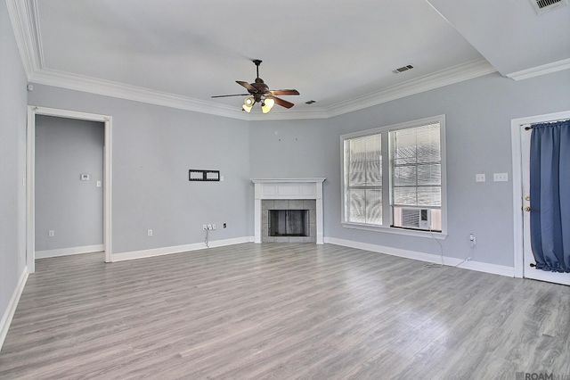 15205 Amanda Dr, Gonzales, LA 70737