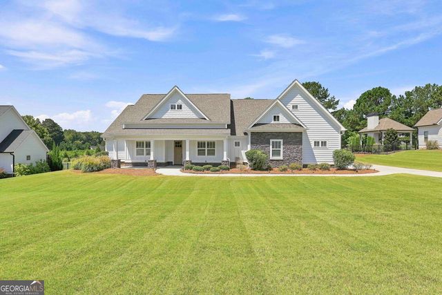 115 Grae Court, Tyrone, GA 30290