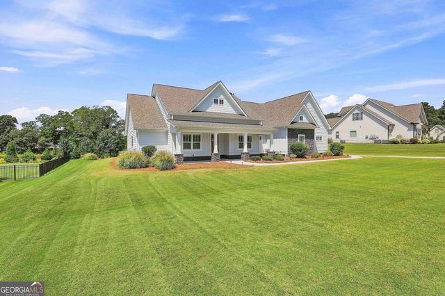 115 Grae Court, Tyrone, GA 30290