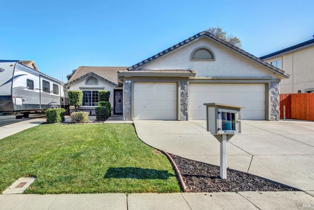 967 Copper Way, Vacaville, CA 95687