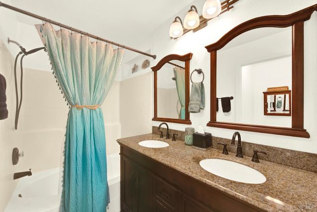 967 Copper Way, Vacaville, CA 95687