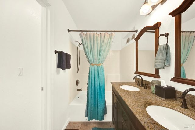 967 Copper Way, Vacaville, CA 95687