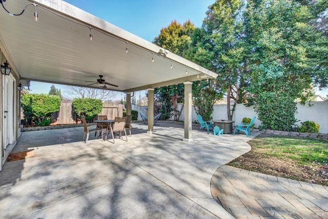 967 Copper Way, Vacaville, CA 95687