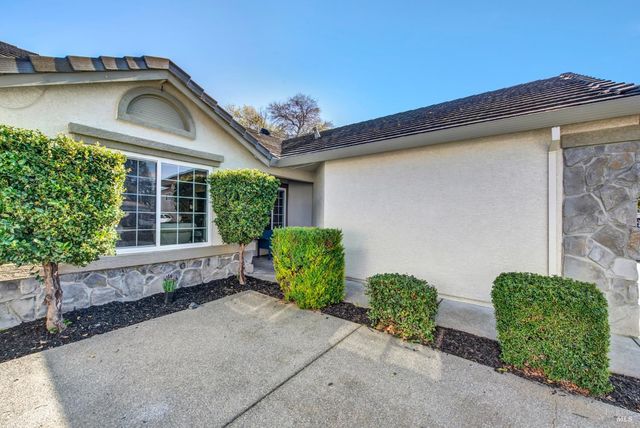 967 Copper Way, Vacaville, CA 95687