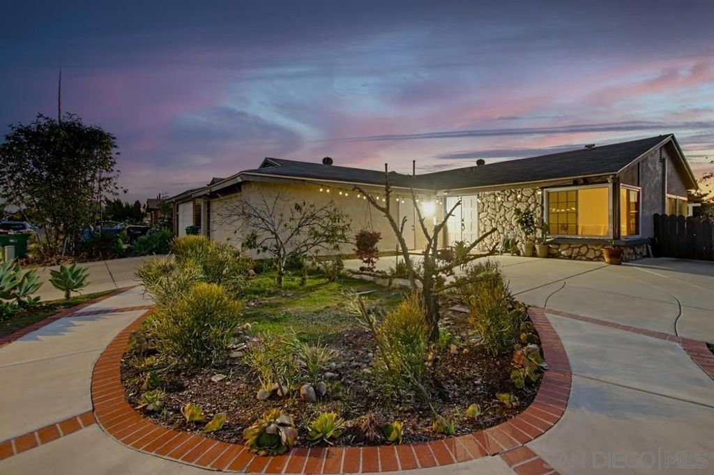 11342 Calle Dario, San Diego, CA 92126 — photo 4