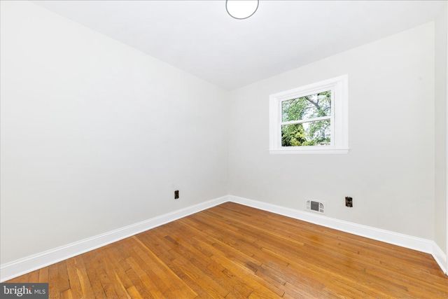 5806 CHERYL LN, District Heights, MD 20747