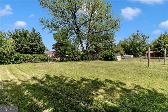 5806 CHERYL LN, District Heights, MD 20747
