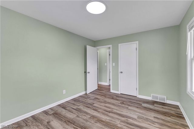 3332 North Avenue, Parma, OH 44134