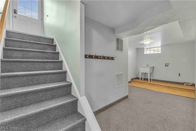 3332 North Avenue, Parma, OH 44134
