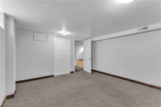 3332 North Avenue, Parma, OH 44134
