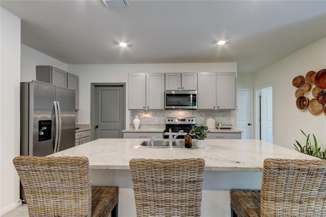 7516 CYPRESS WALK DRIVE, New Port Richey, FL 34655