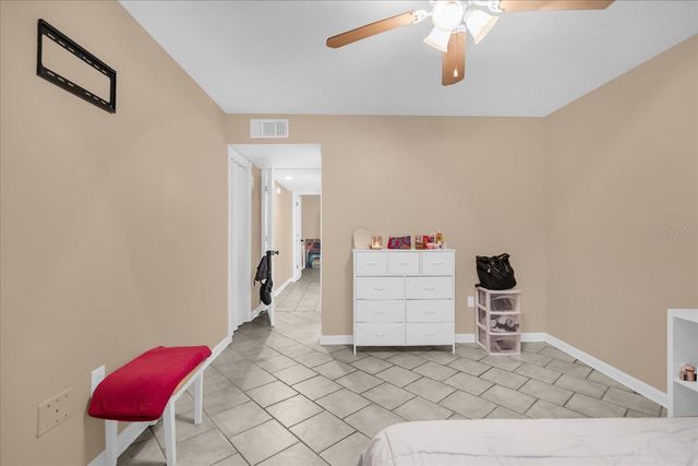 5842 PEREGRINE AVENUE C01, Orlando, FL 32819