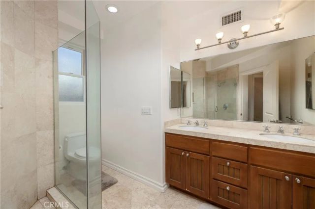 19 Geneva, Long Beach, CA 90803