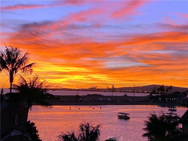 19 Geneva, Long Beach, CA 90803