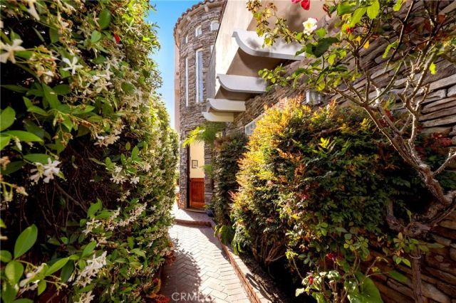 19 Geneva, Long Beach, CA 90803