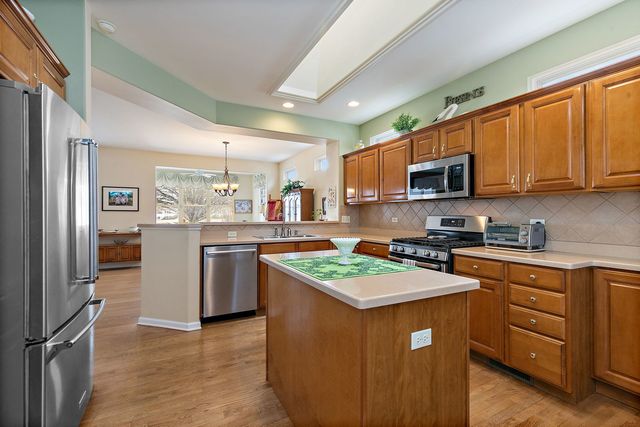 11798 Wildrose Drive, Huntley, IL 60142